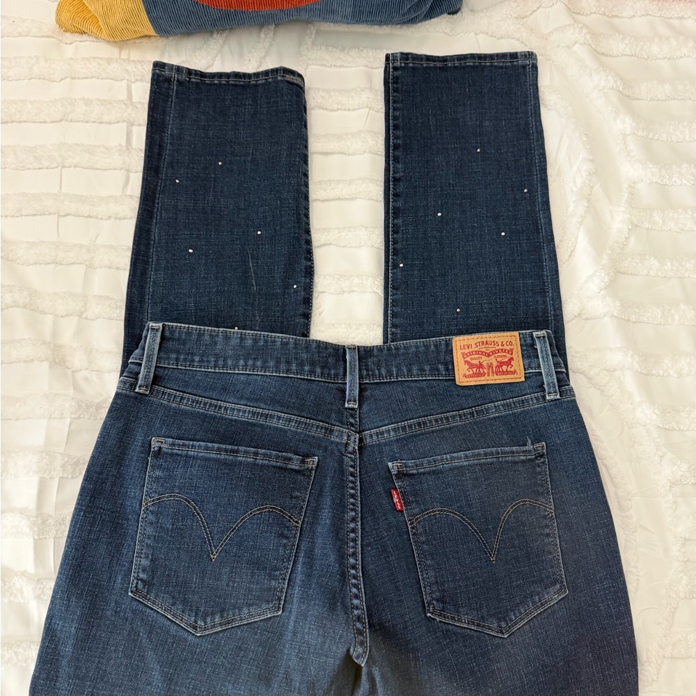 Women's Levi’s Jeans with Embellishments - Picture 6 of 9